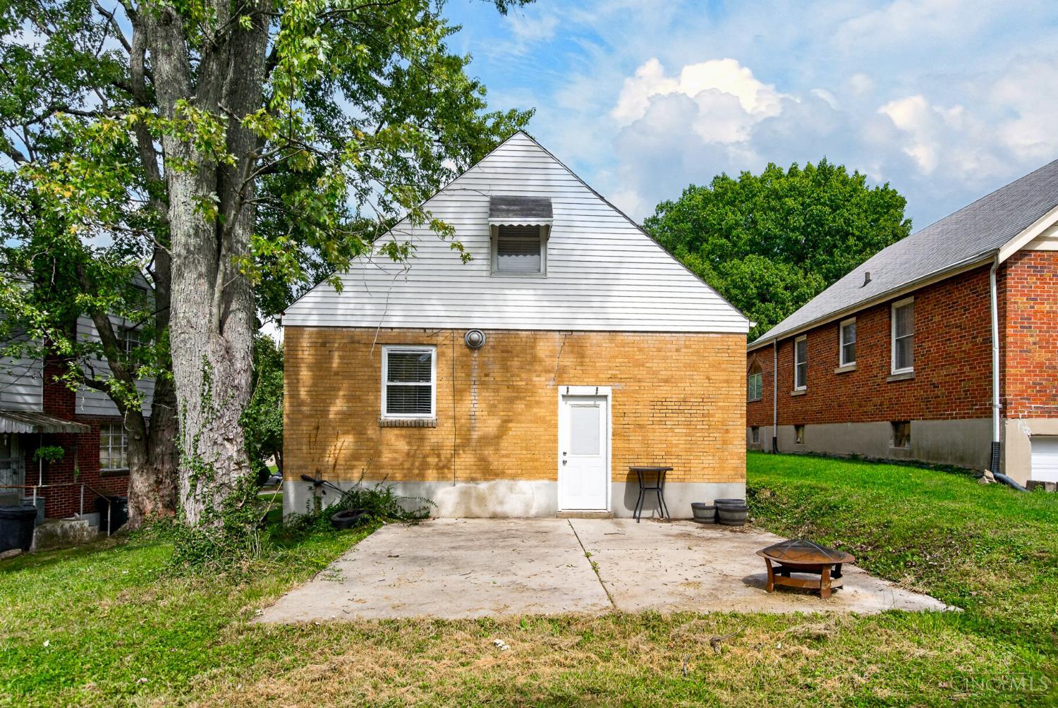 5065 Western Hills Avenue Property Photo 37