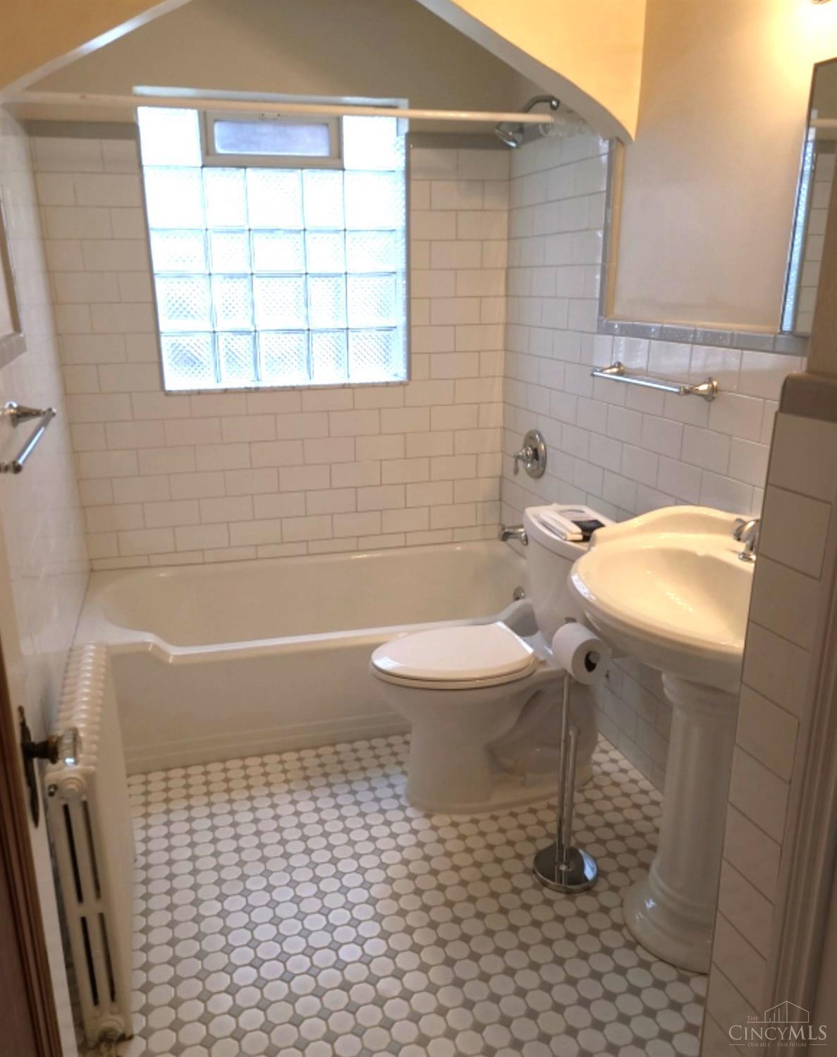 234 Woolper Avenue Property Photo 13