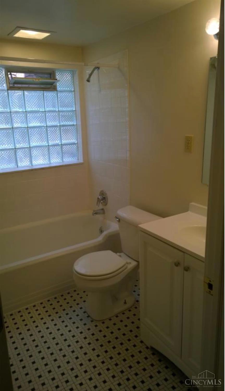 234 Woolper Avenue Property Photo 35
