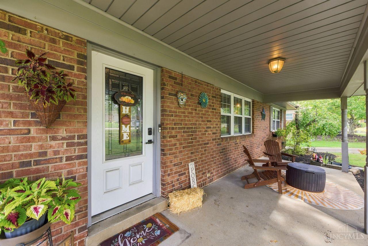 6536 Springmyer Drive Property Photo 3