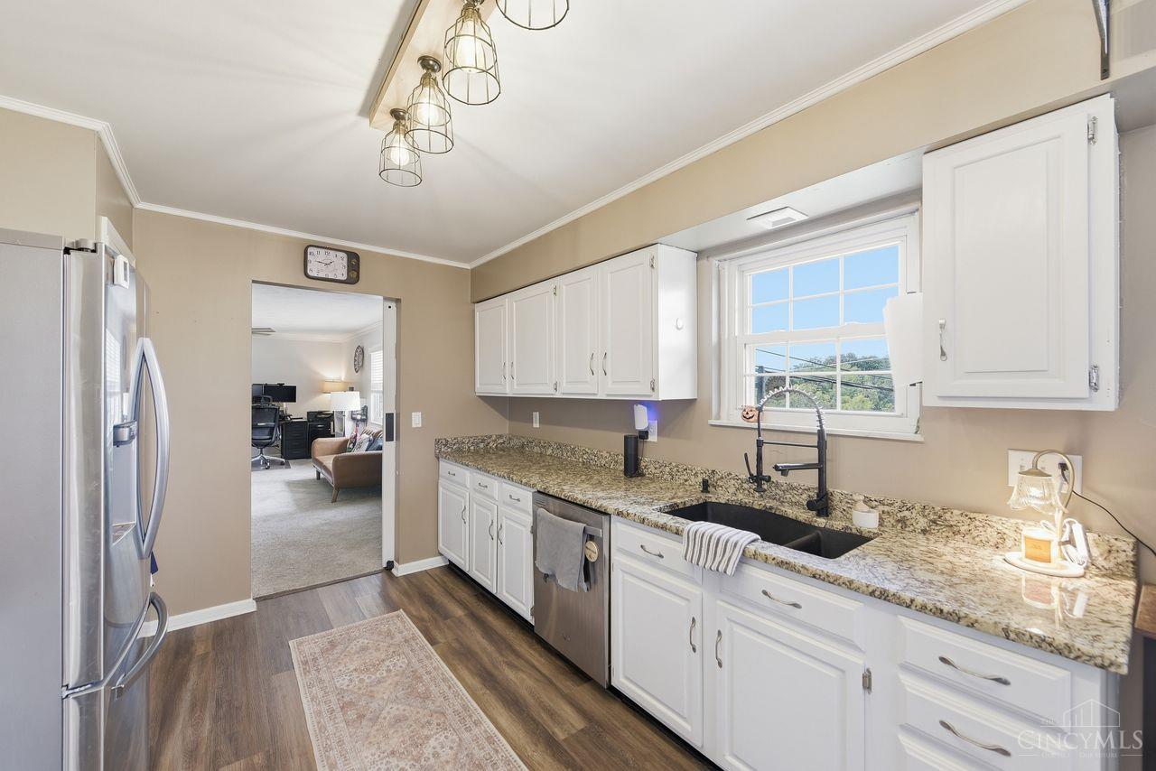 6536 Springmyer Drive Property Photo 18