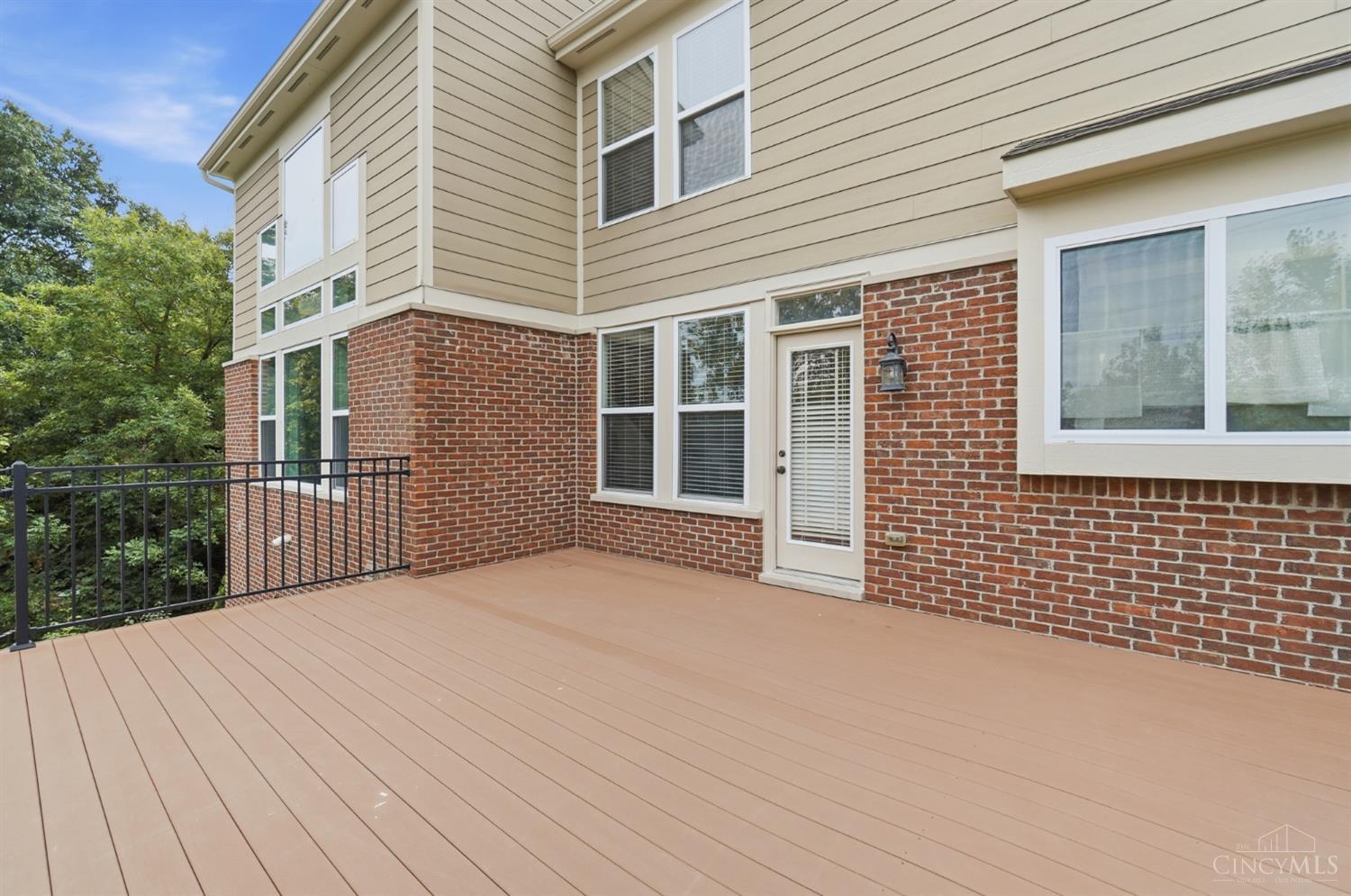 3522 Riverside Drive Property Photo 52