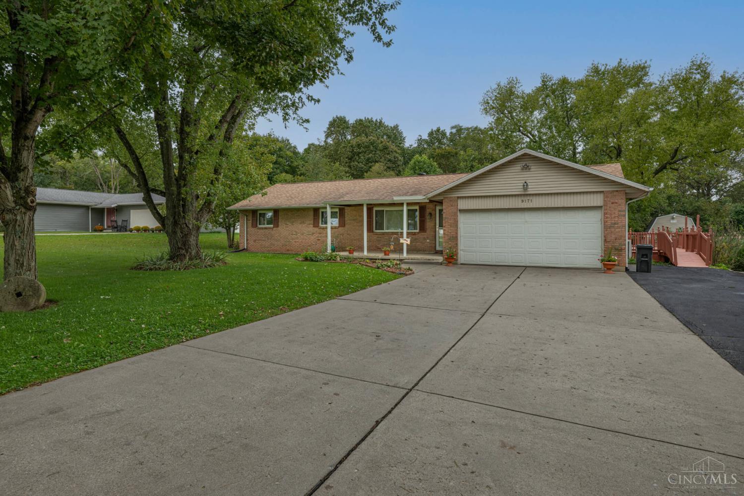 9171 Eby Road Property Photo 2