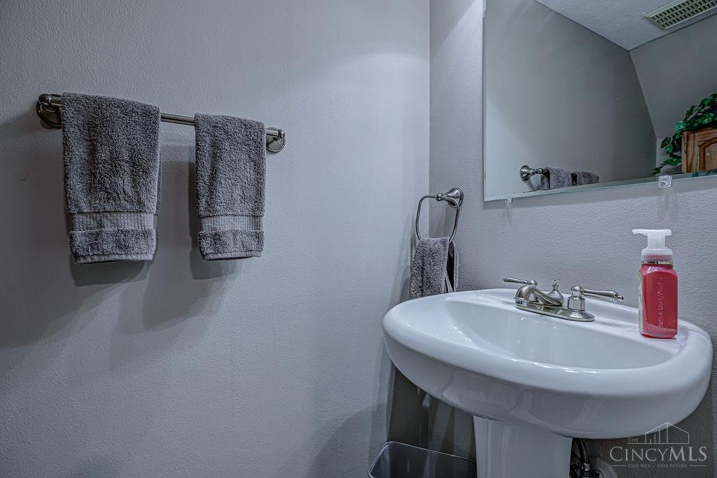 923 Beechmeadow Lane Property Photo 26
