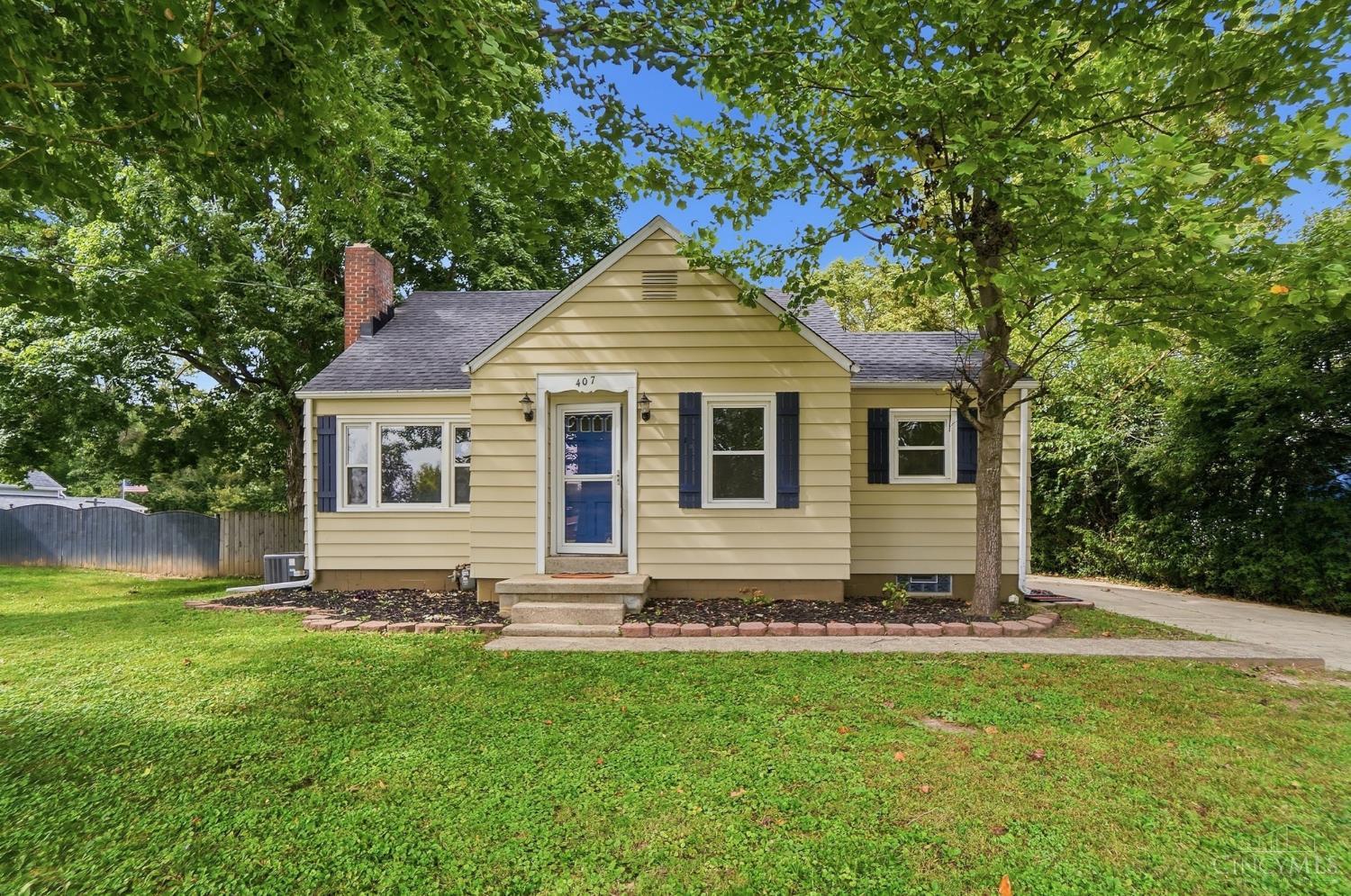 W 407 Lomar Avenue Property Photo 1