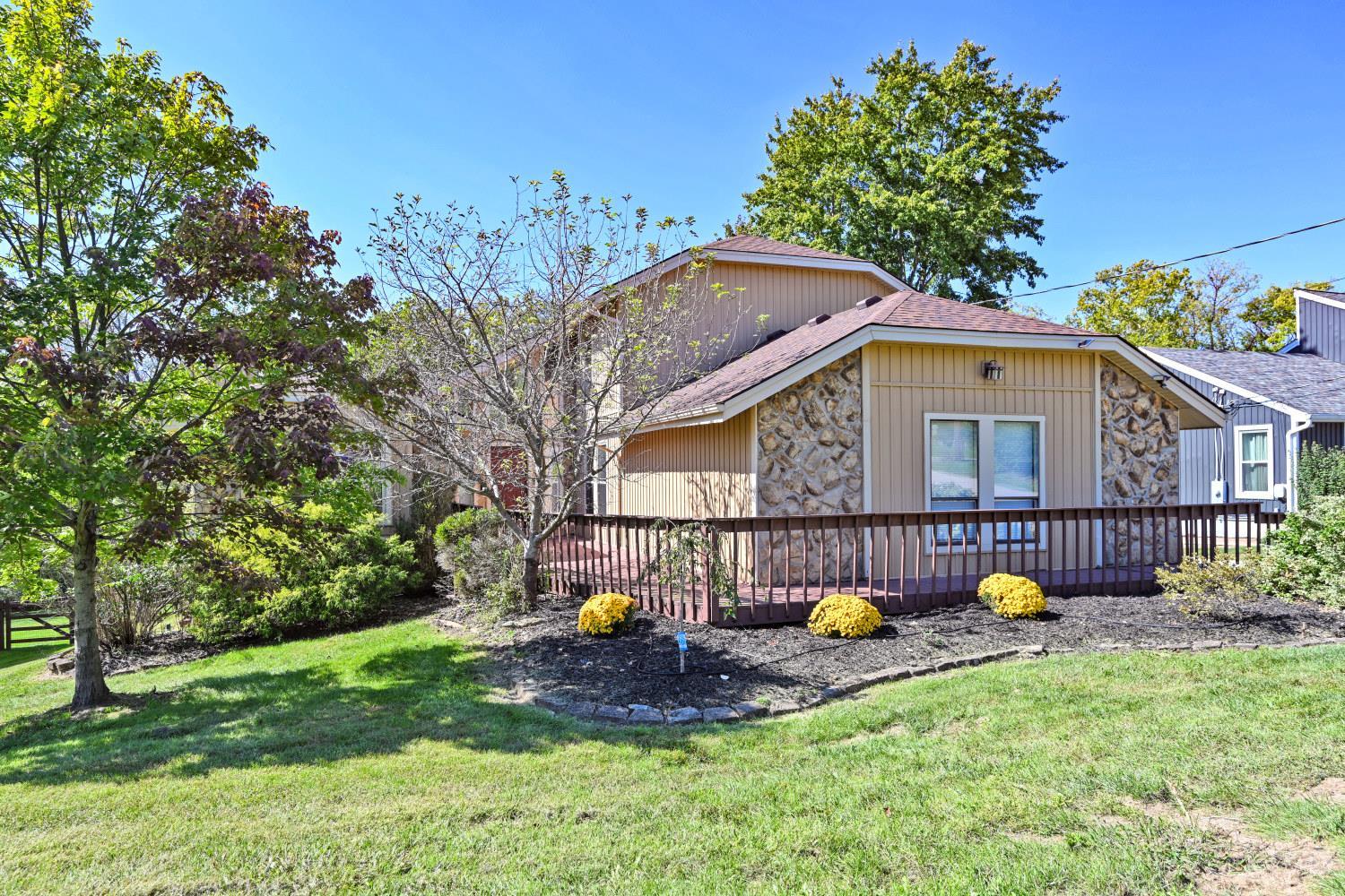 7337 Quail Run Drive Property Photo 3