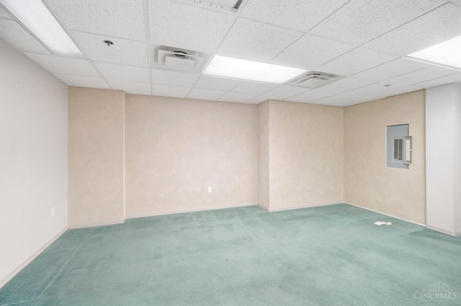 E 123 4th Street Property Photo 49