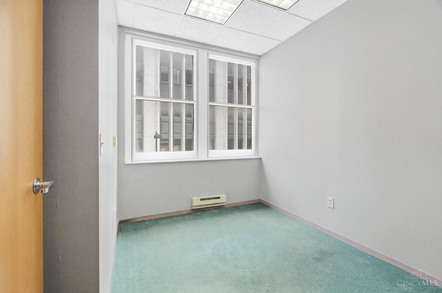 E 123 4th Street Property Photo 70
