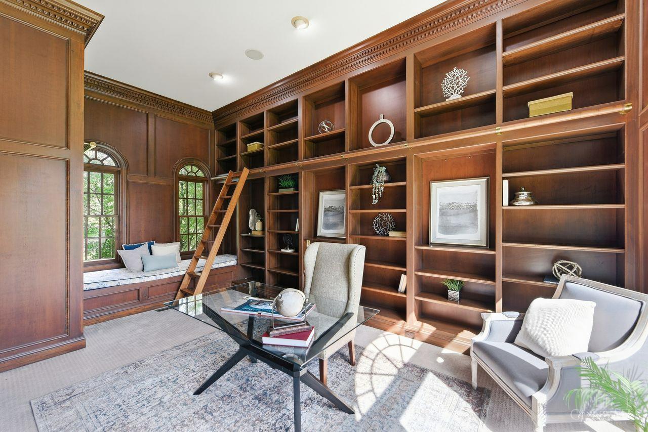 8575 Sleepy Hollow Drive Property Photo 46