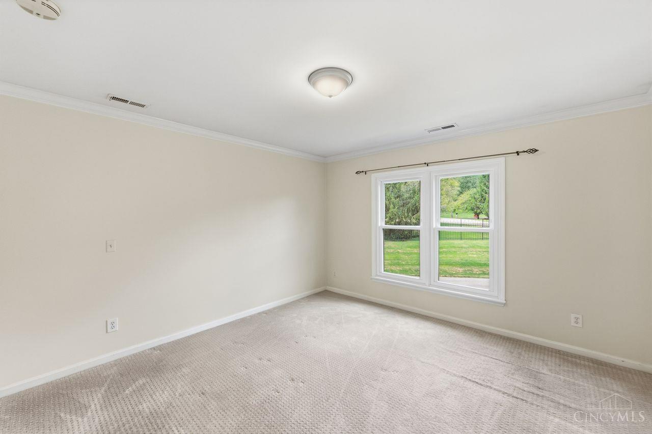 8575 Sleepy Hollow Drive Property Photo 49