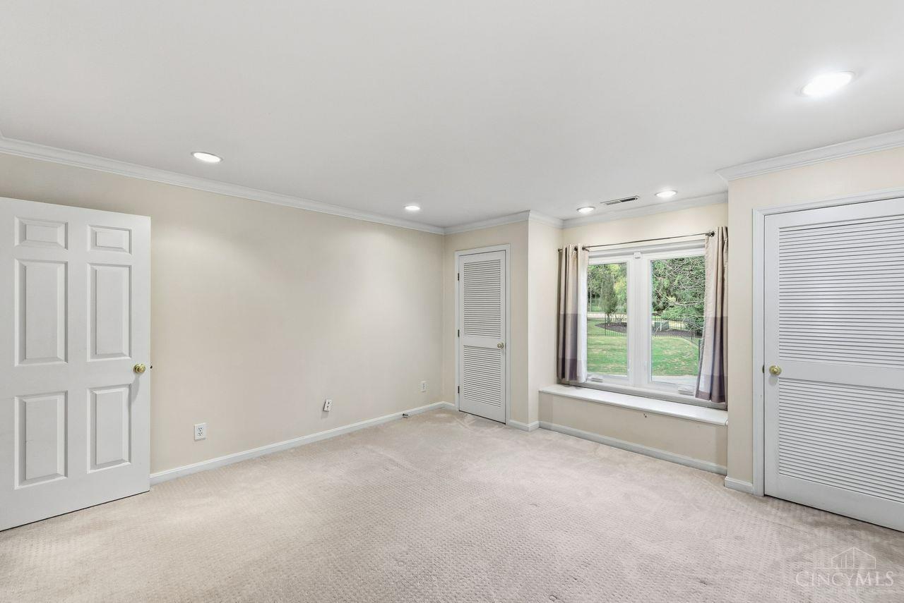 8575 Sleepy Hollow Drive Property Photo 57