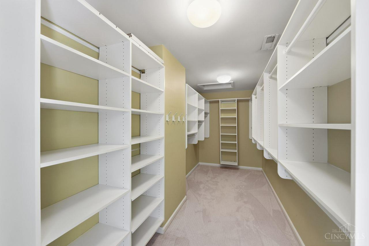 8575 Sleepy Hollow Drive Property Photo 62