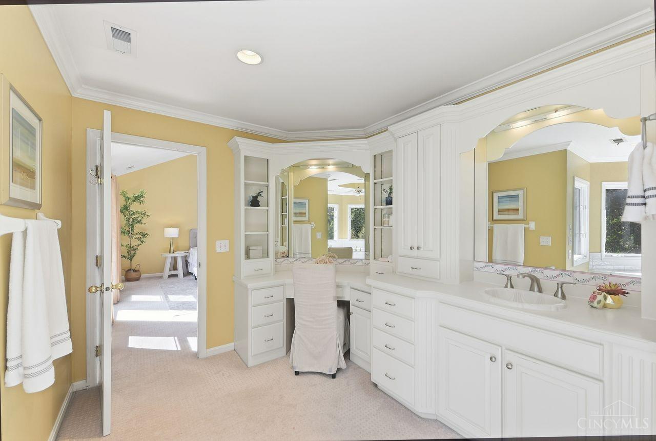 8575 Sleepy Hollow Drive Property Photo 65
