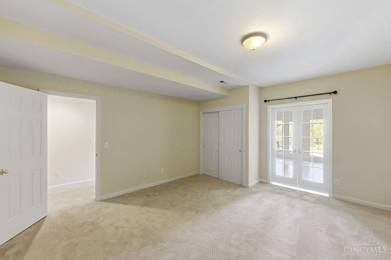 8575 Sleepy Hollow Drive Property Photo 71