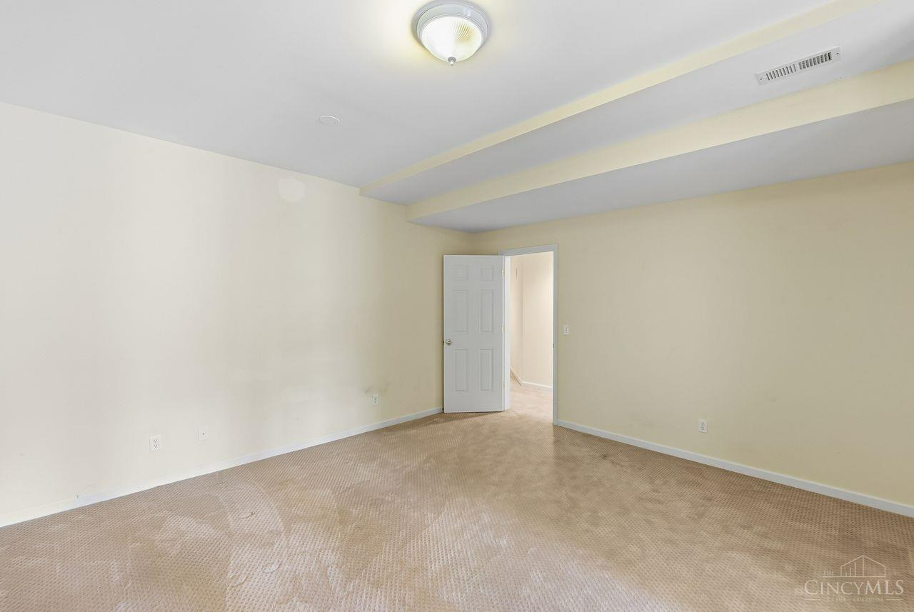8575 Sleepy Hollow Drive Property Photo 72