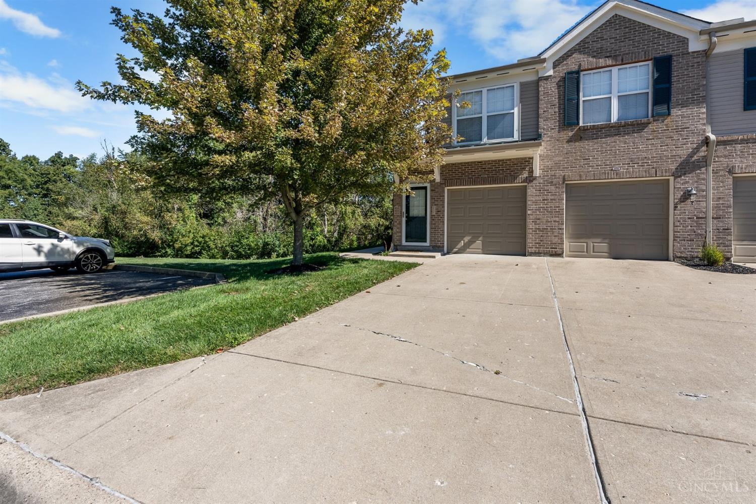 4654 Trophy Lane Property Photo 1