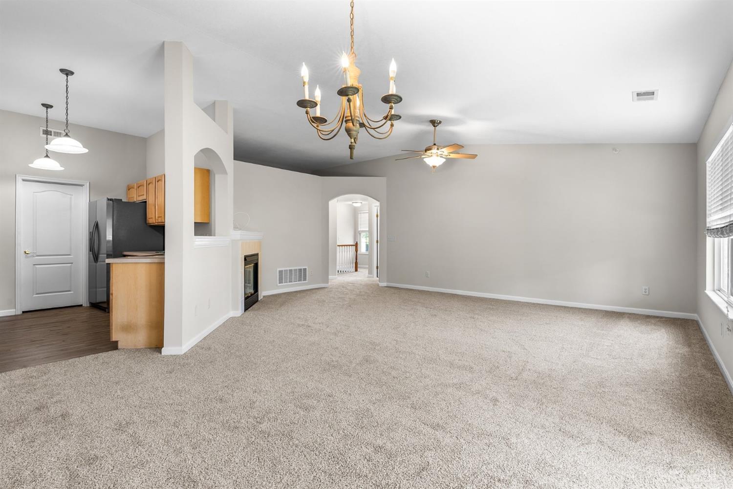 4654 Trophy Lane Property Photo 5
