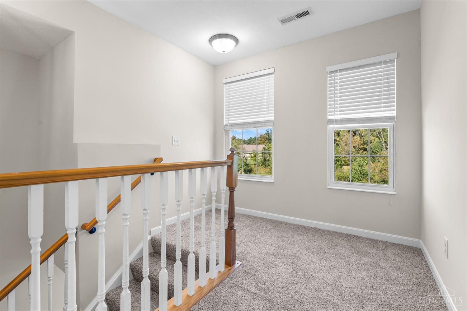 4654 Trophy Lane Property Photo 22