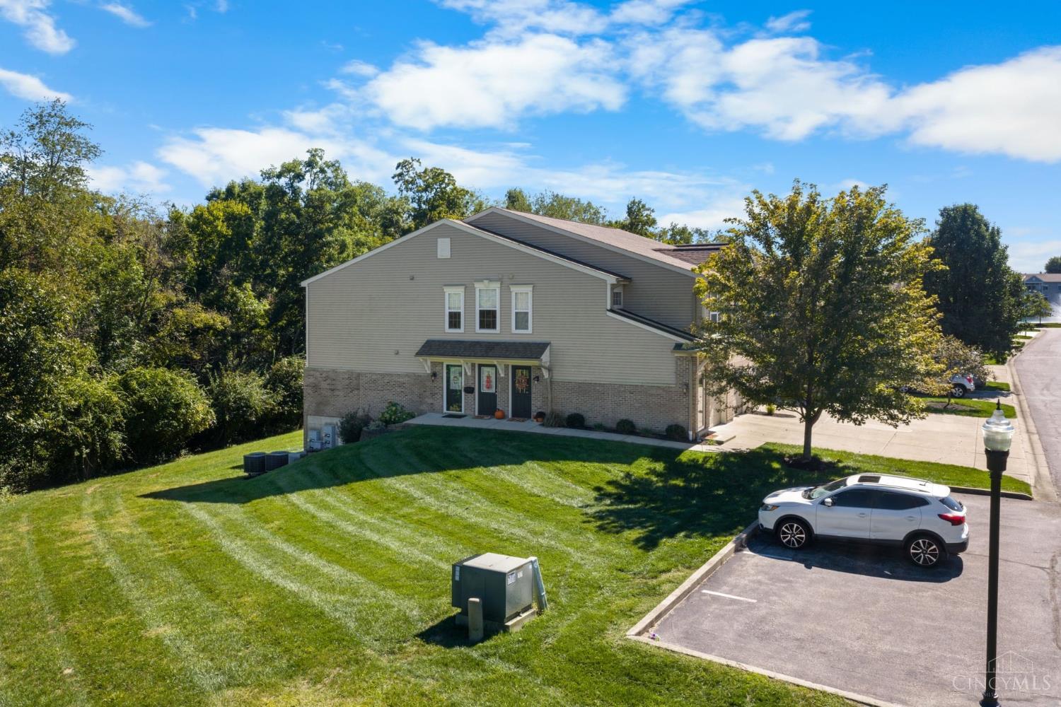4654 Trophy Lane Property Photo 38