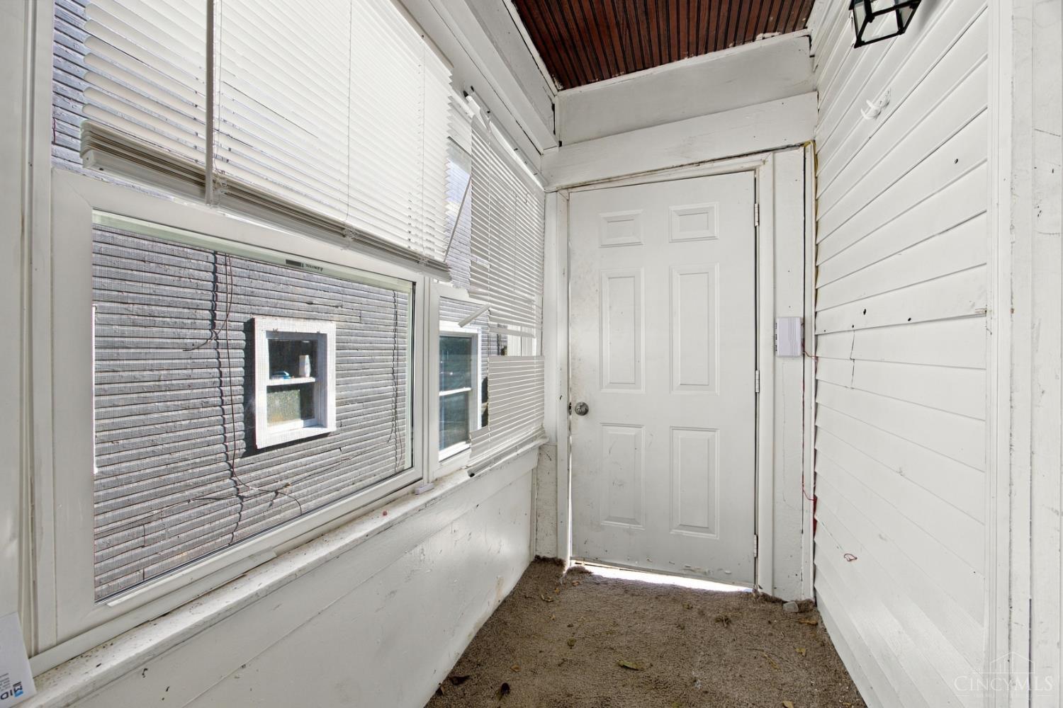 S 224 Broad Street Property Photo 6