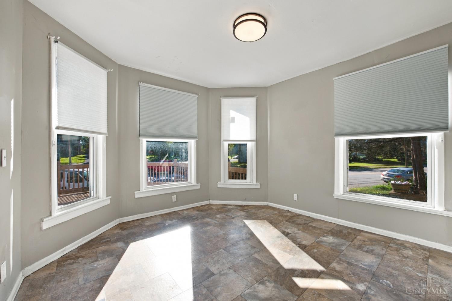 S 224 Broad Street Property Photo 11
