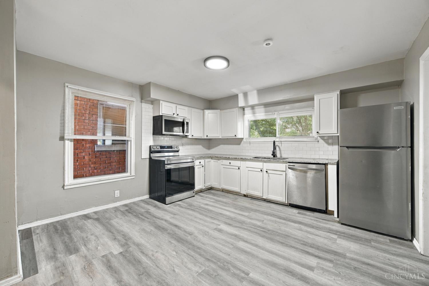 S 224 Broad Street Property Photo 14