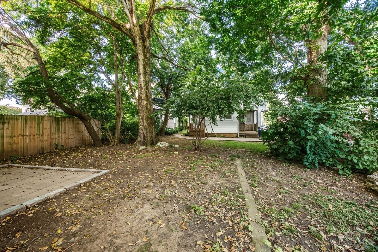 S 224 Broad Street Property Photo 29