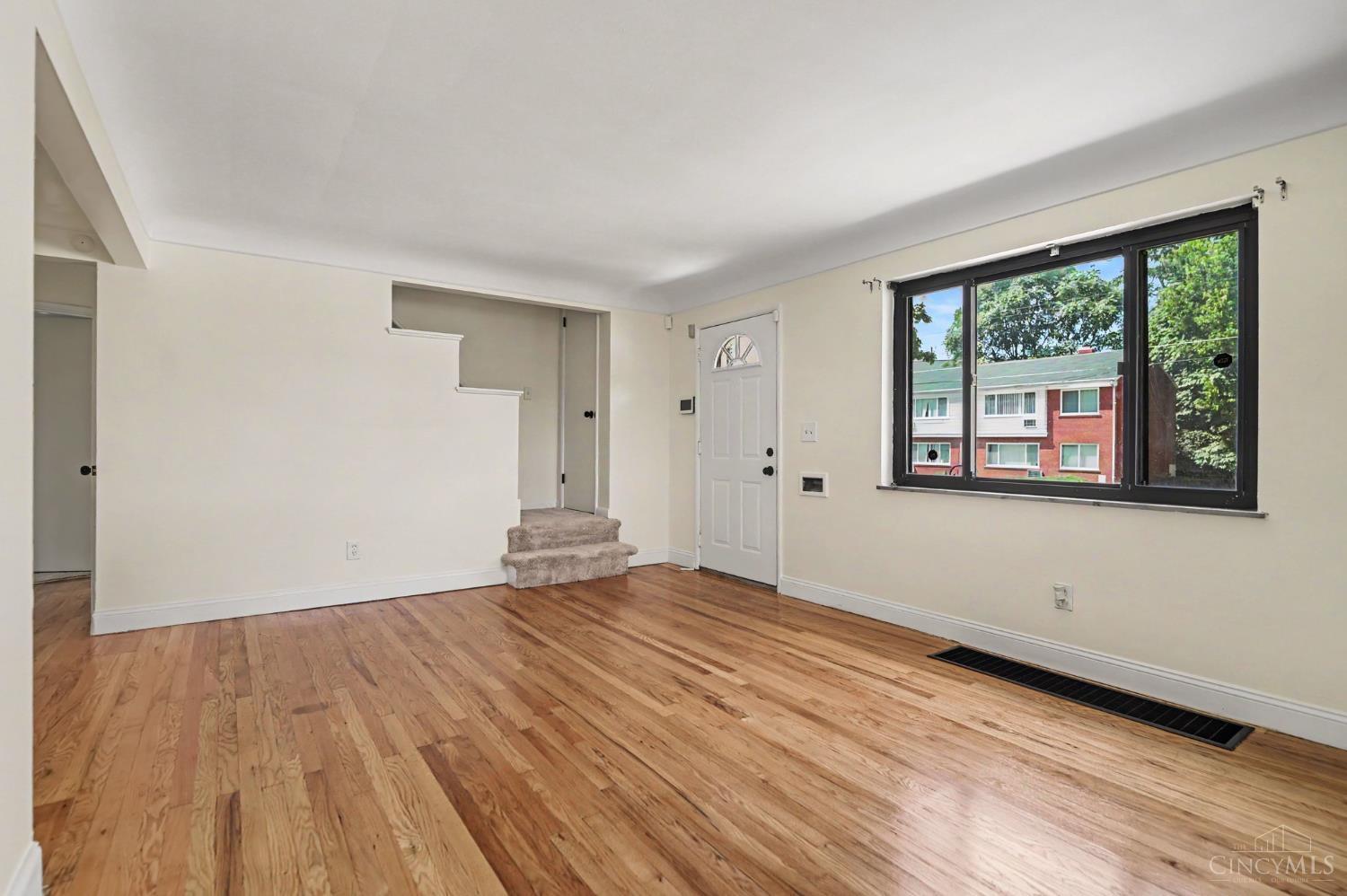 2640 Knight Avenue Property Photo 4