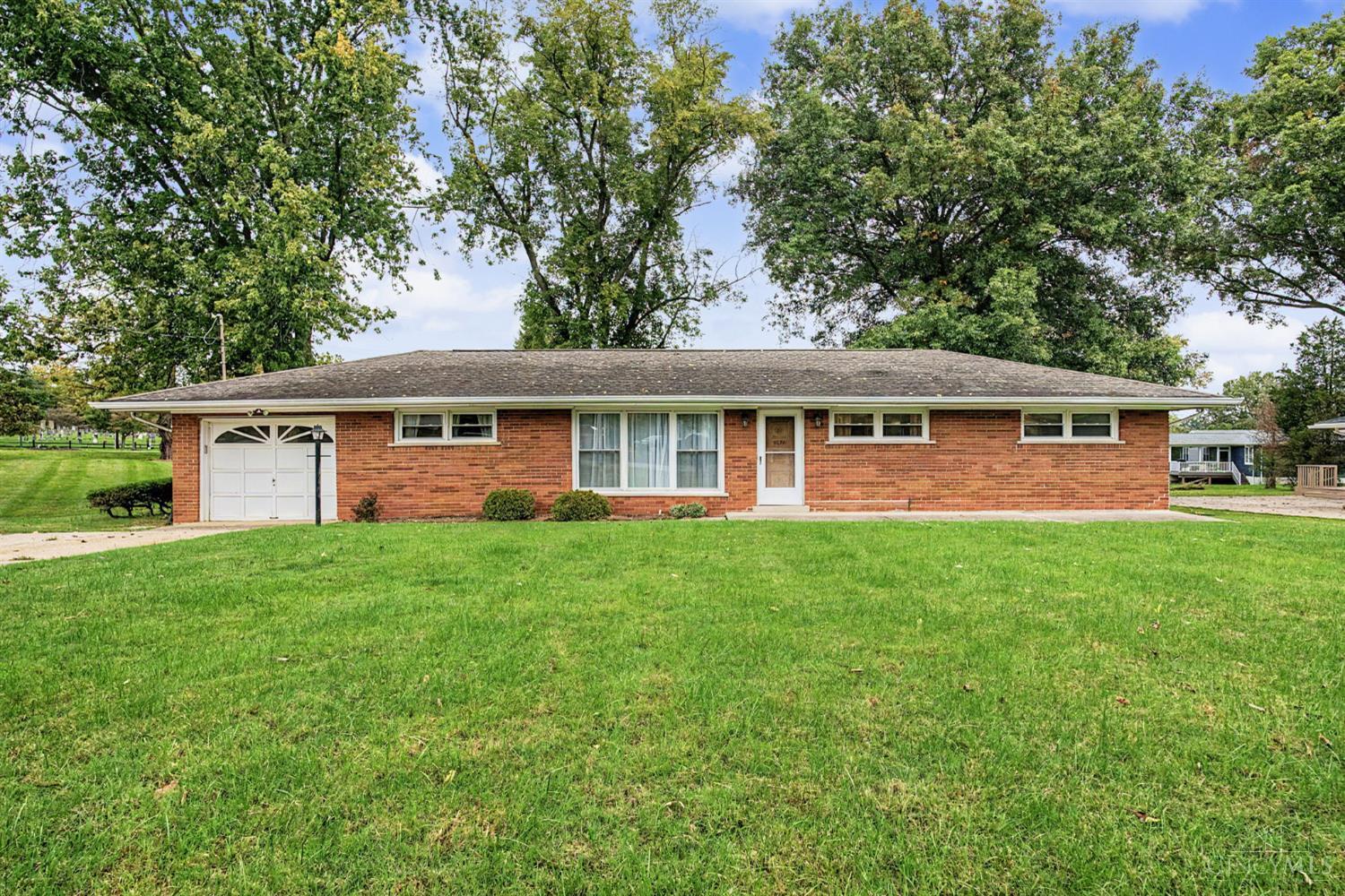 8070 Hopewell Road Property Photo 1