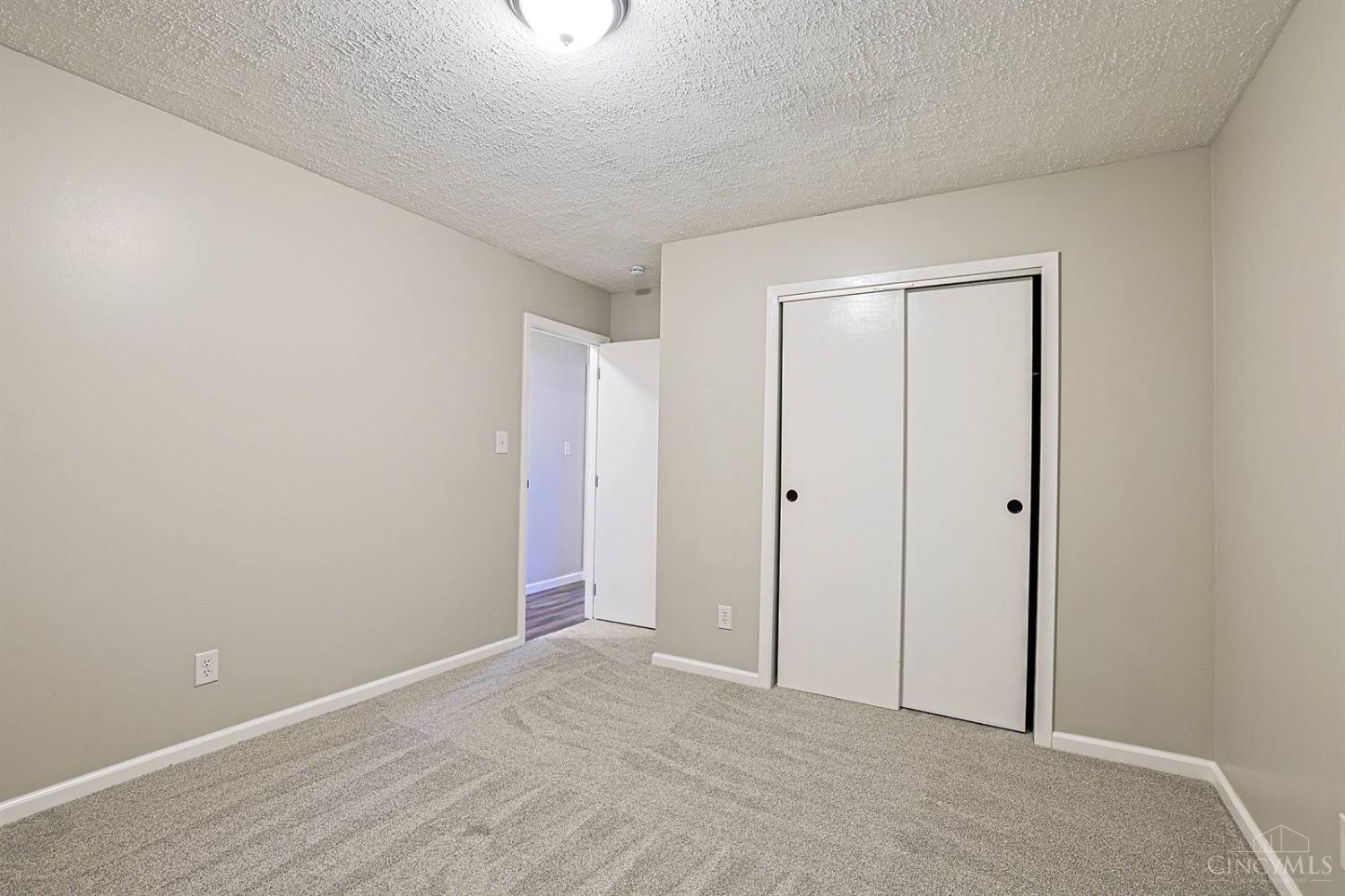 2907 Roosevelt Boulevard Property Photo 22