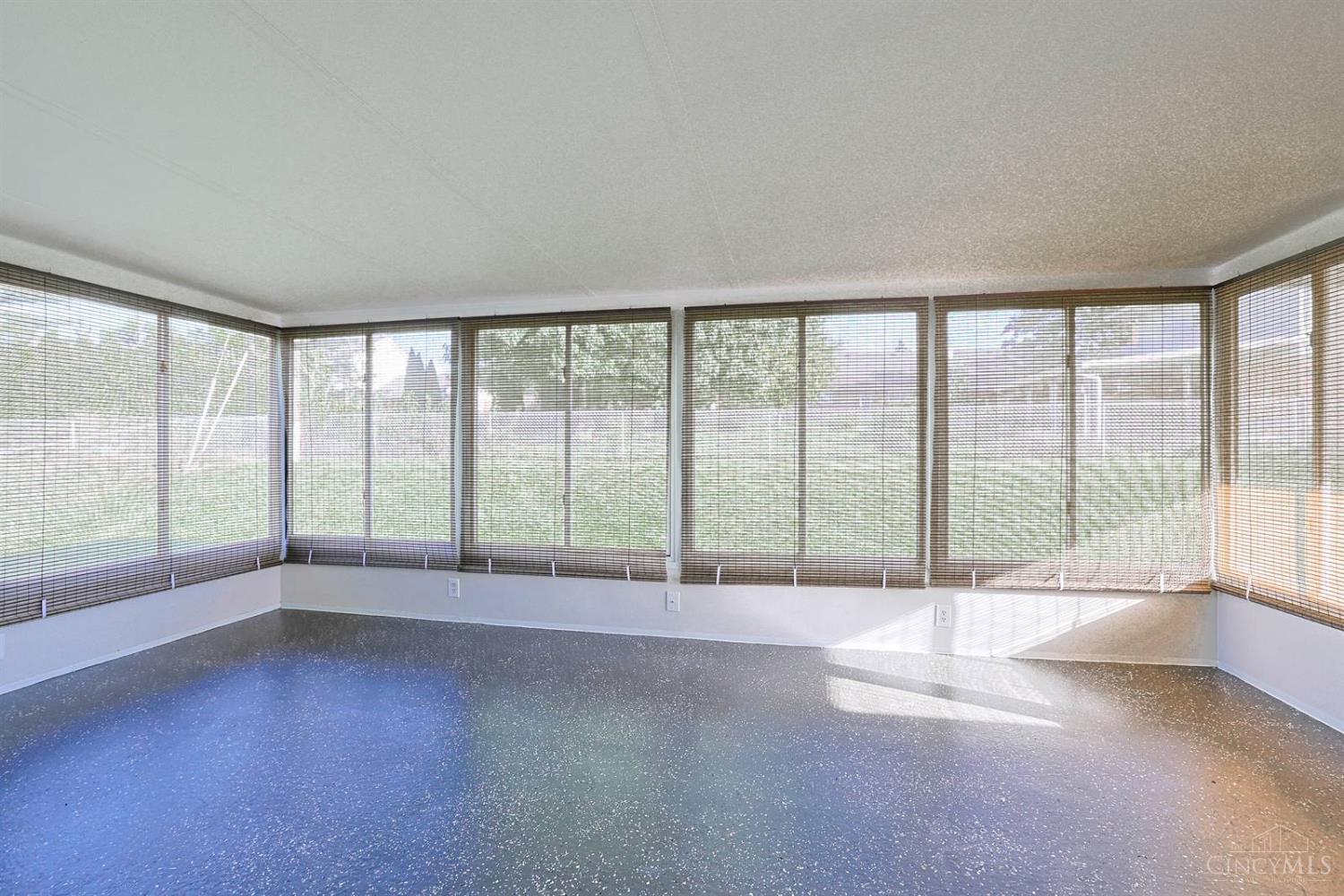 2907 Roosevelt Boulevard Property Photo 25