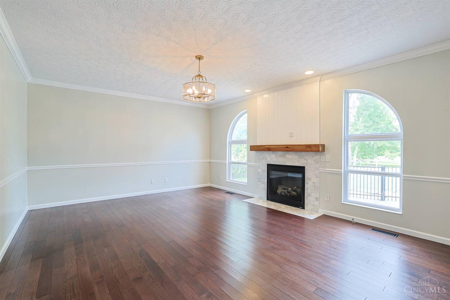 5940 Maxfli Lane Property Photo 7