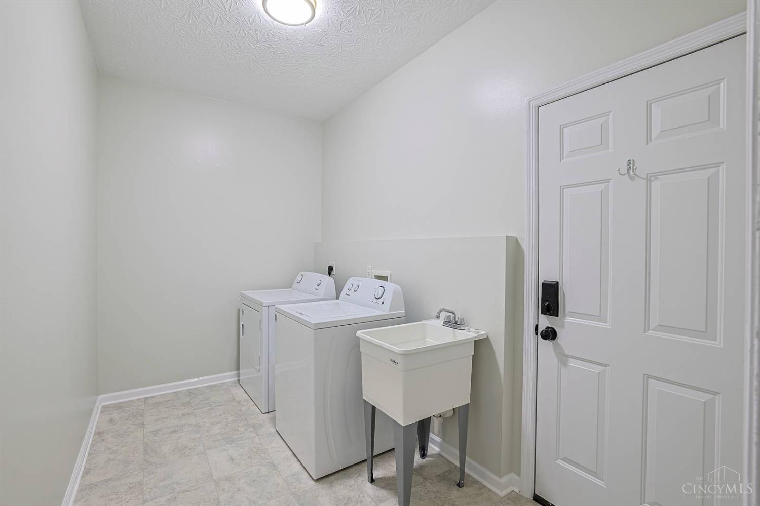 5940 Maxfli Lane Property Photo 41