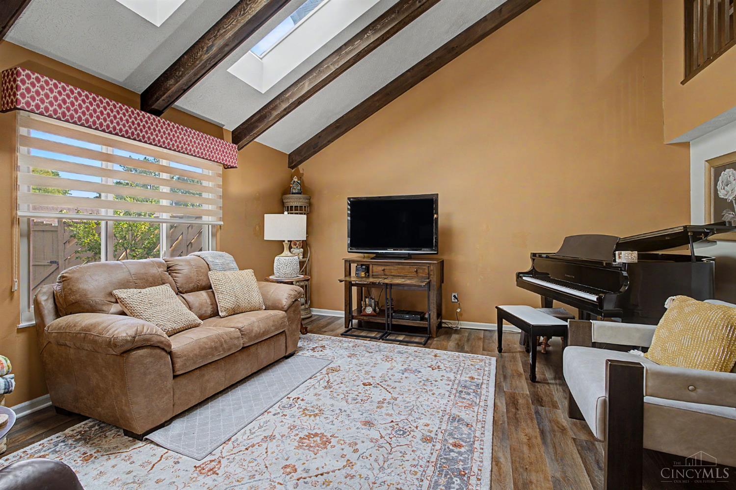 755 Hidden Circle Property Photo 3