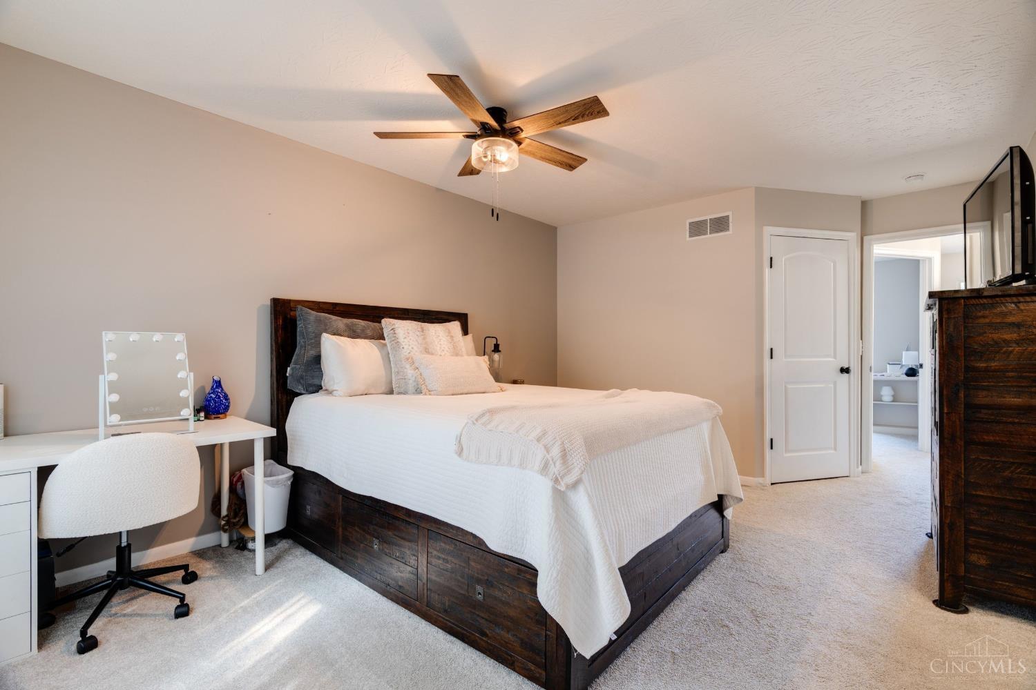 6559 Silverfox Drive Property Photo 16