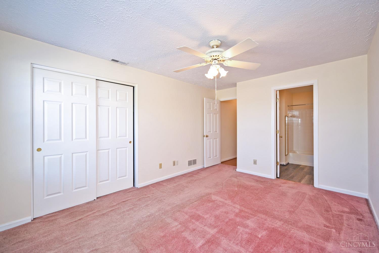 5106 Cody Pass Drive Property Photo 7