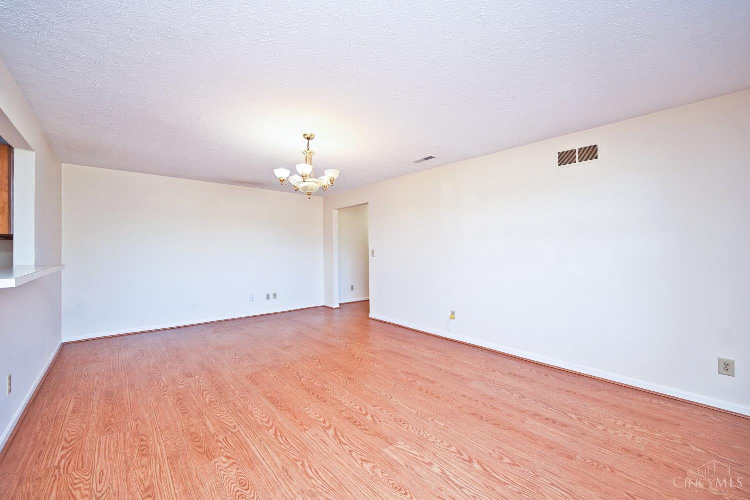 5106 Cody Pass Drive Property Photo 23