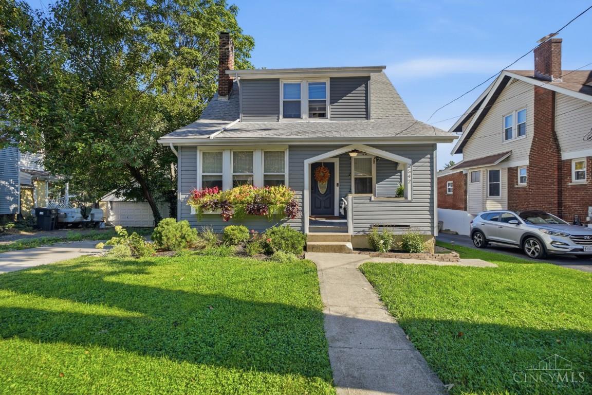 2542 Cypress Way Property Photo 1