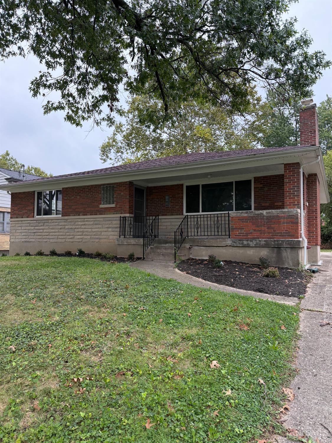 2806 Breezy Way Property Photo 1