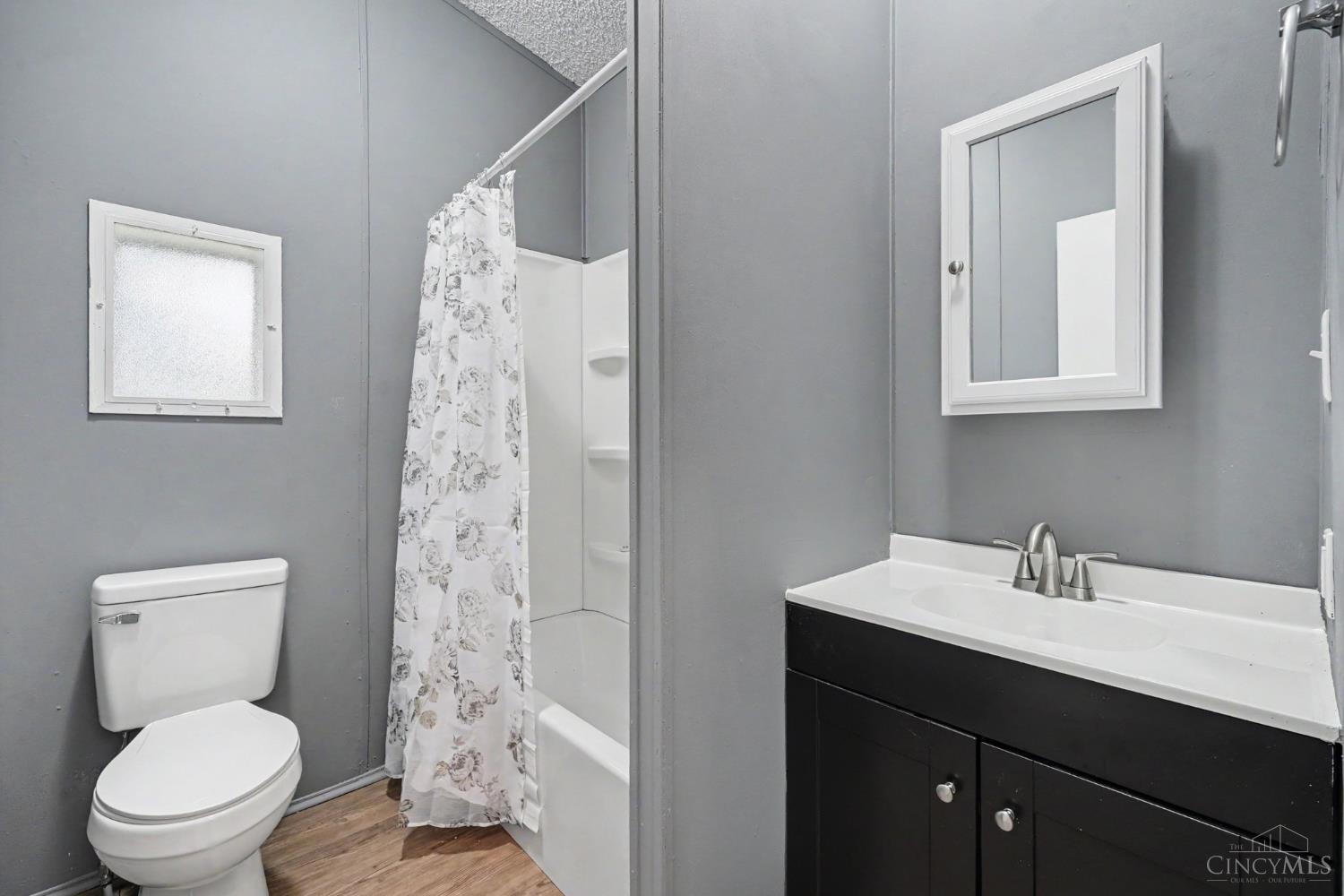 13227 Ogden Lane Property Photo 11