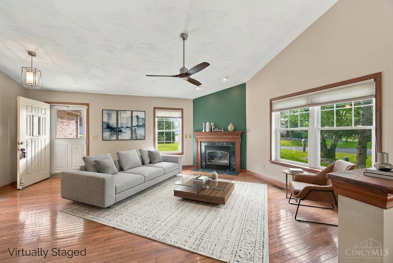 5460 Lakefront Drive Property Photo 6