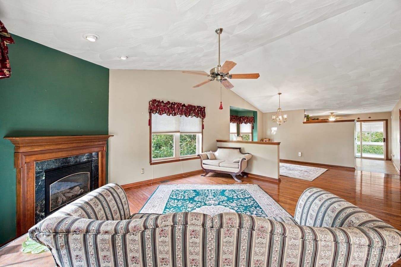 5460 Lakefront Drive Property Photo 12