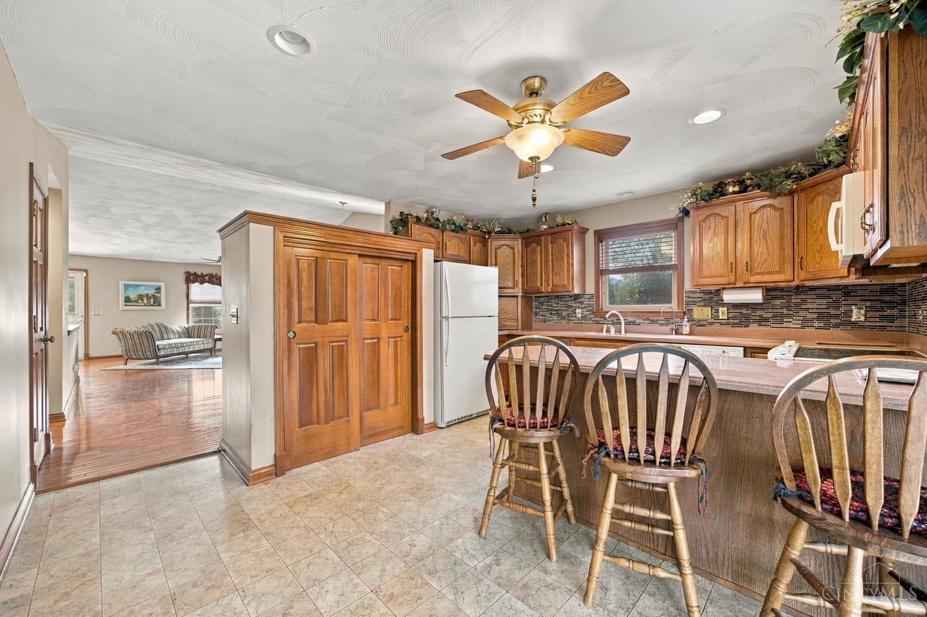5460 Lakefront Drive Property Photo 18