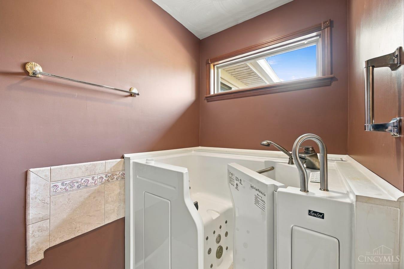 5460 Lakefront Drive Property Photo 30