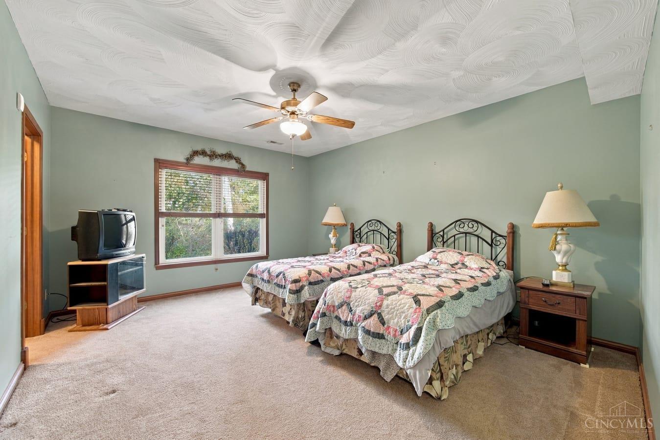 5460 Lakefront Drive Property Photo 32