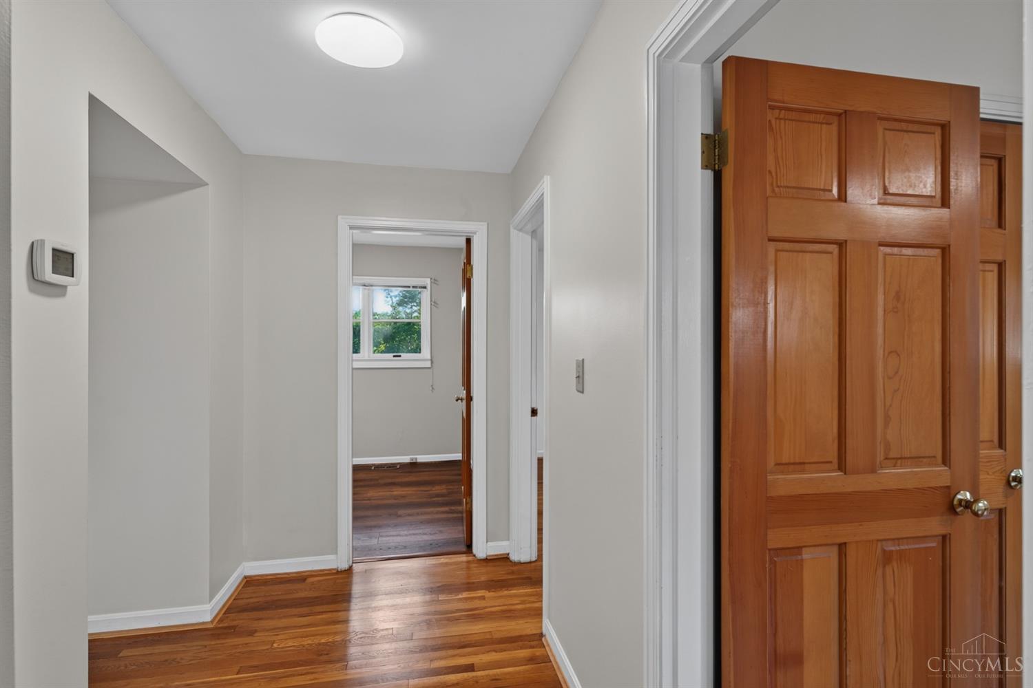 9043 Winton Road Property Photo 6