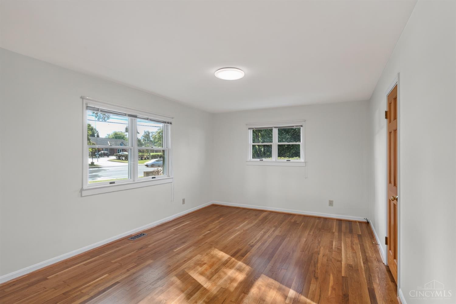 9043 Winton Road Property Photo 7
