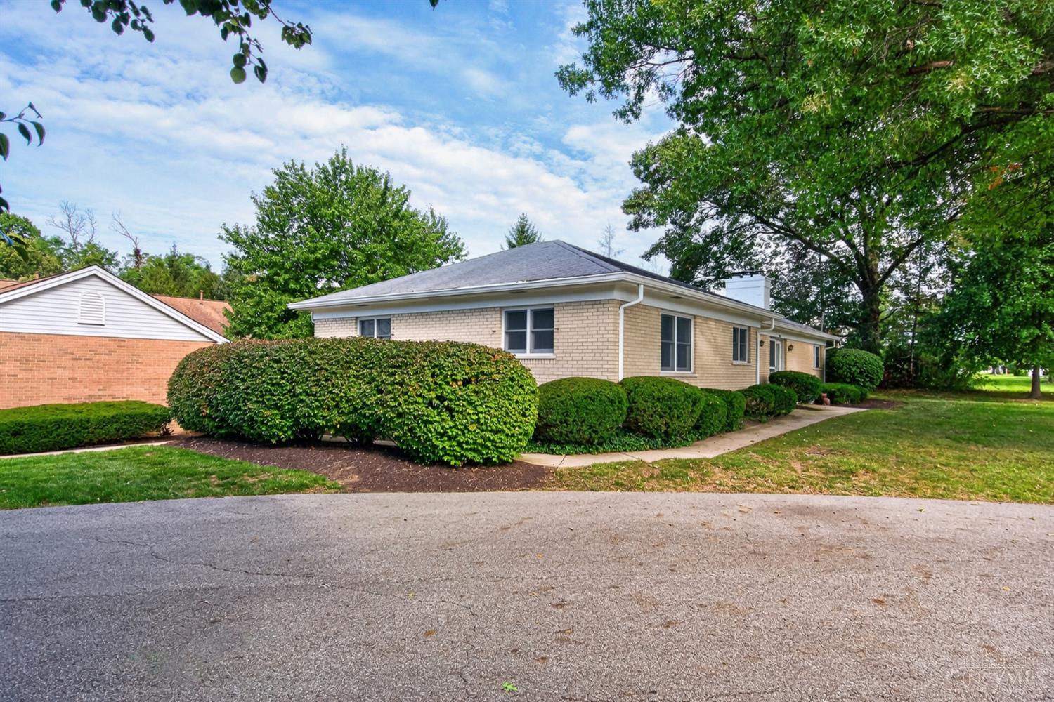 9043 Winton Road Property Photo 14