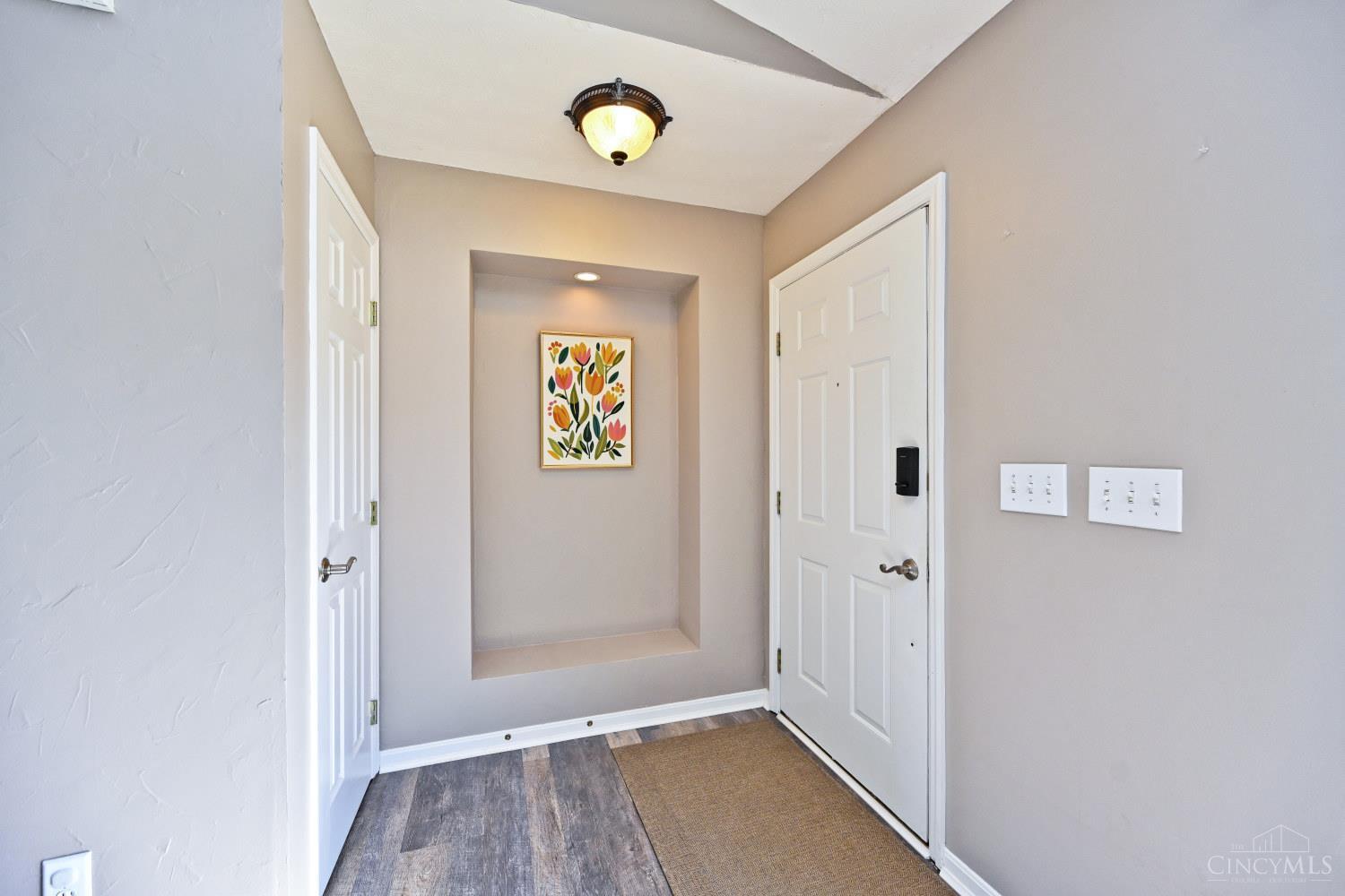 174 Regency Square Property Photo 4