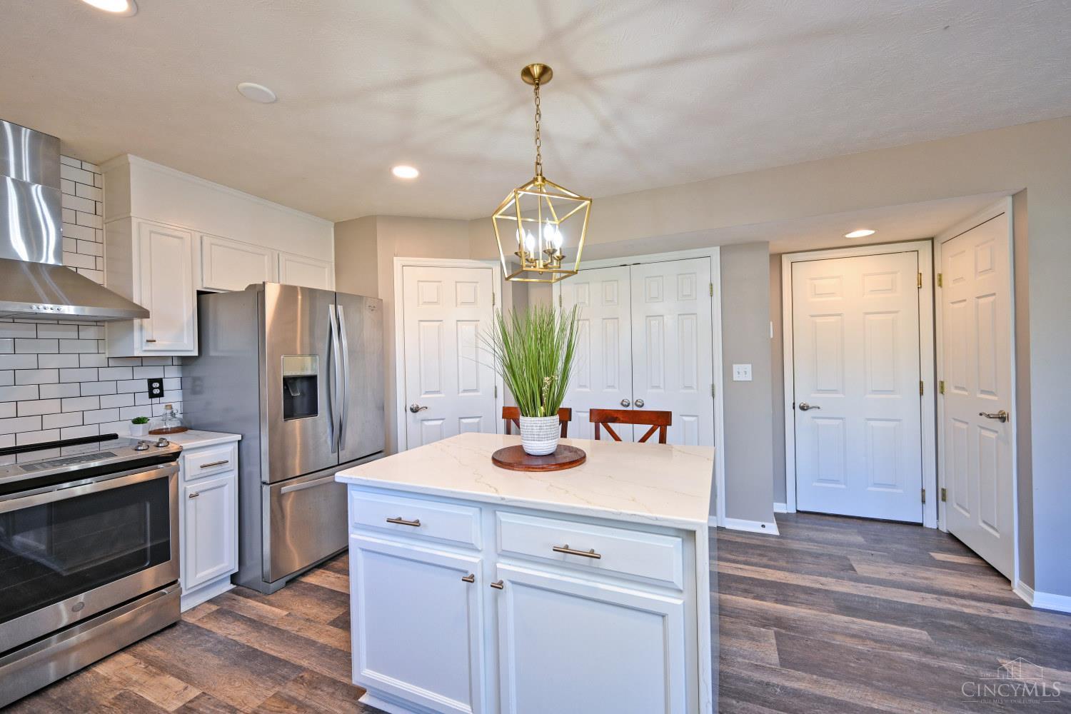 174 Regency Square Property Photo 15